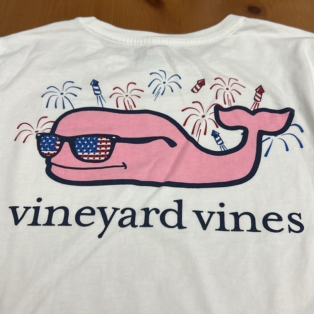 Vineyard Vines Fire Works whale decal shirt size XXS - Picture 7 of 9